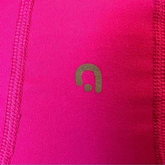 Hyba Women's Workout V-Neck Pink Workout Top, Size Medium - Picture 9 of 11